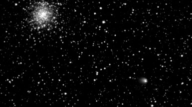 Imagen tomada por OSIRIS el 30 de abril. Se observa claramente la coma, con unos mil trescientos kilómetros de extensión. Fuente: ESA/Rosetta/MPS for OSIRIS Team MPS/UPD/LAM/IAA/SSO/INTA/UPM/DASP/IDA.